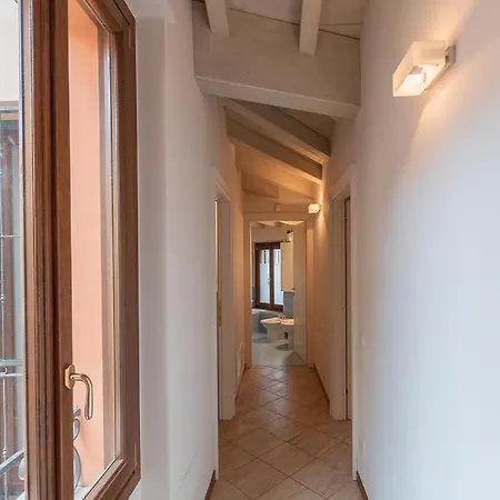 Apartman Trilocale Rua Sovera 85 - F&l Aparment *
