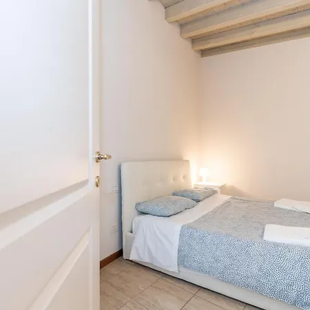 Trilocale Rua Sovera 85 - F&l Aparment Брешия