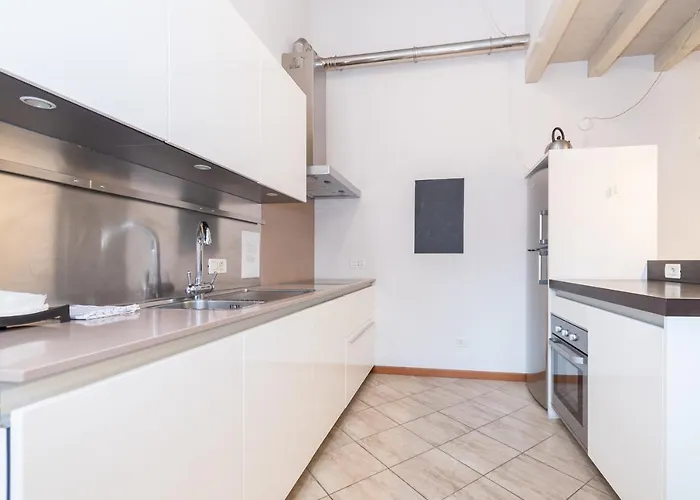 Trilocale Rua Sovera 85 - F&l Aparment Апартаменты *